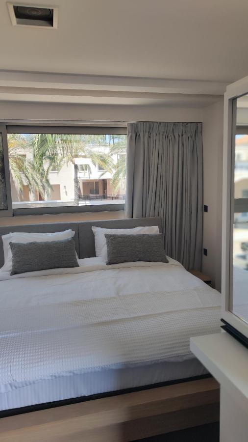 Summertime Signature Suites Agia Marina  ภายนอก รูปภาพ