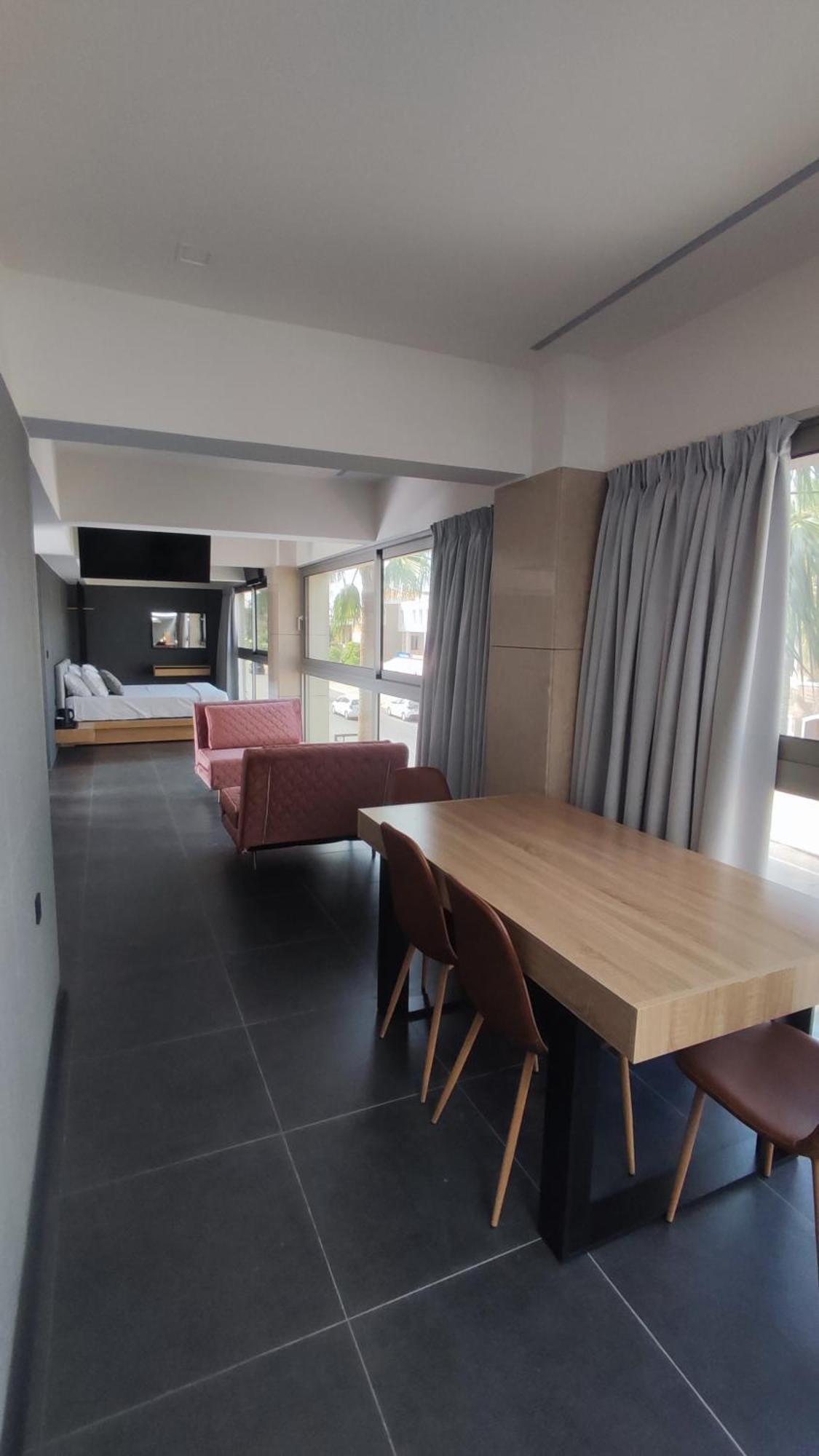Summertime Signature Suites Agia Marina  ภายนอก รูปภาพ