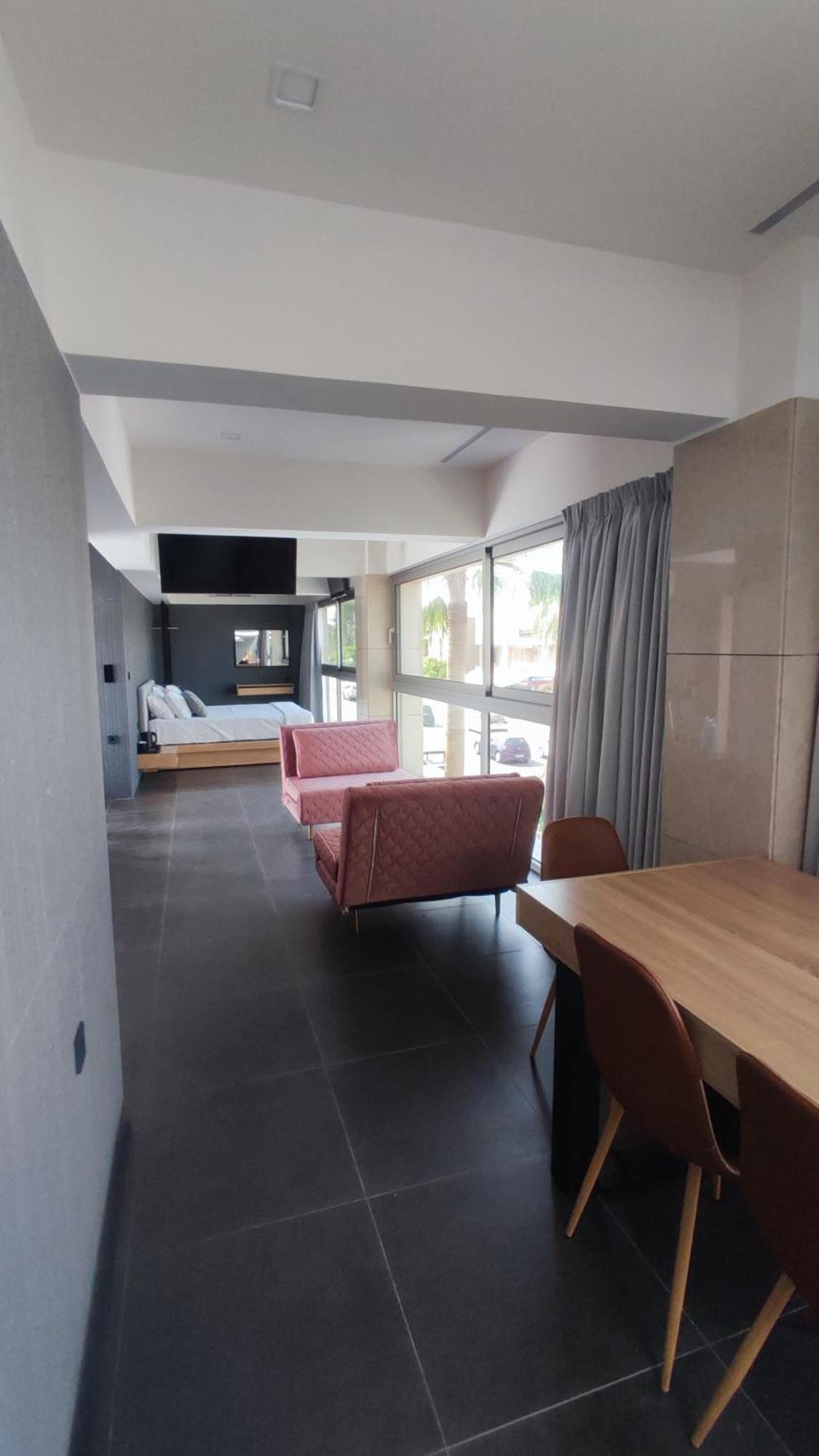 Summertime Signature Suites Agia Marina  ภายนอก รูปภาพ