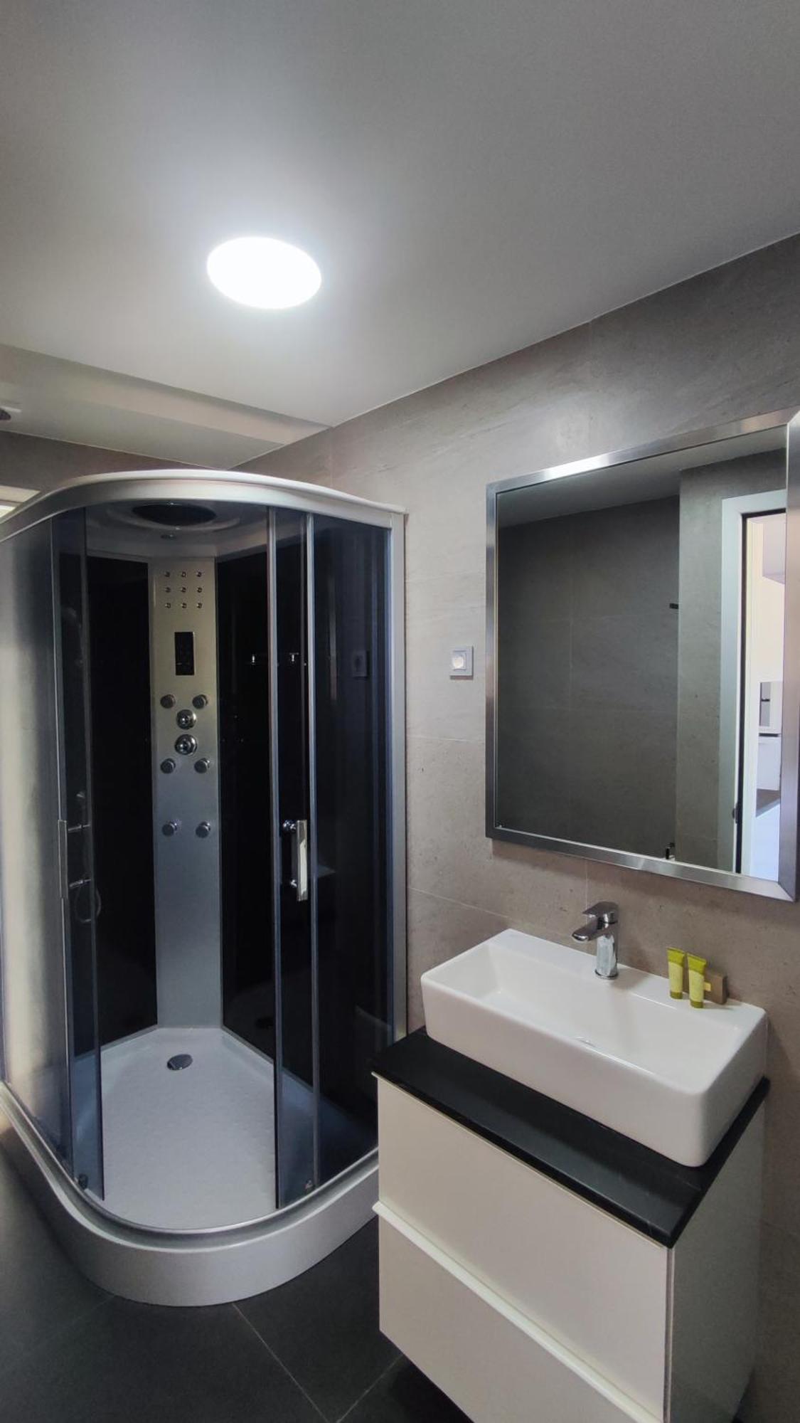 Summertime Signature Suites Agia Marina  ภายนอก รูปภาพ